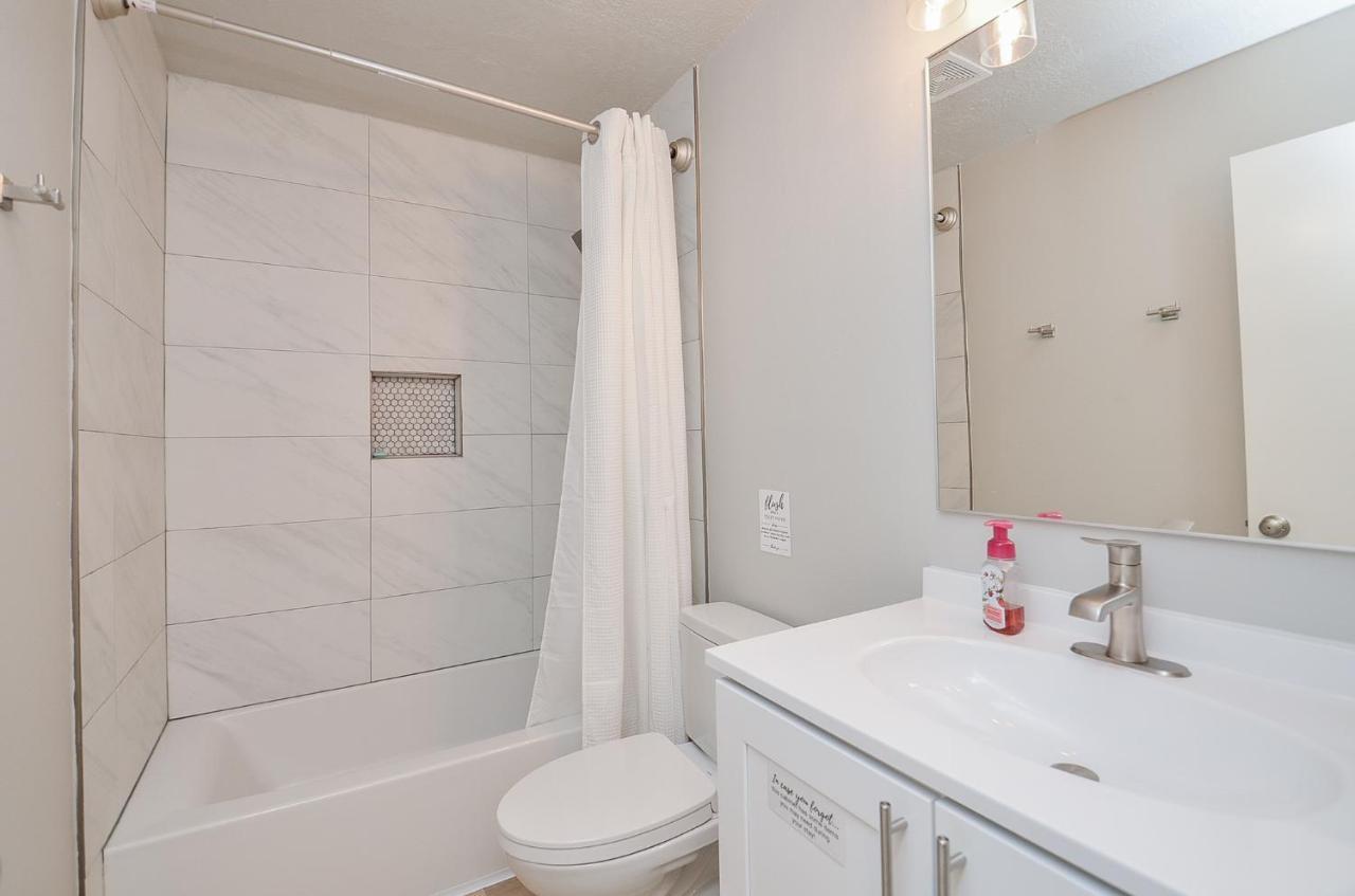 Metro Family Getaway 3 Bedroom 3 Bathroom ヒューストン エクステリア 写真
