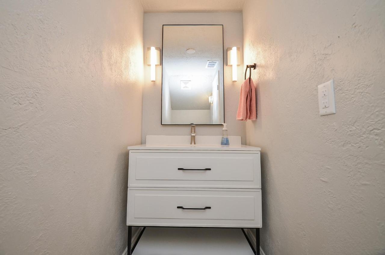 Metro Family Getaway 3 Bedroom 3 Bathroom ヒューストン エクステリア 写真